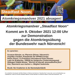 Demo-Flyer mit viel Text und einem Foto von orangefarbenen Plastik-Atomraketen zum Aufblasen
