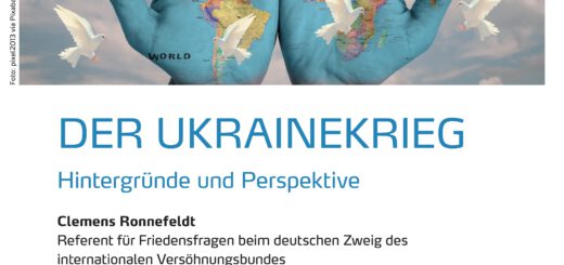 Flyer mit Grafik: mit Weltkarte bedruckte Hände, aus denen Friedenstauben aufsteigen